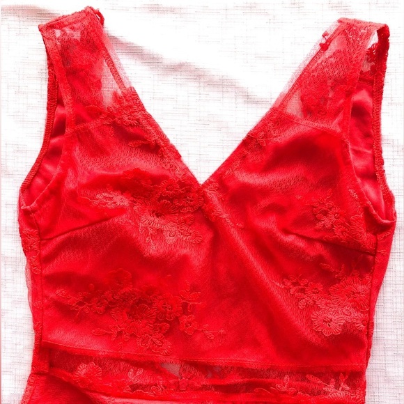 Red Boudoir Chic long lace dress. Low back maxi or lingerie. Small. Prom dress - Picture 5 of 13